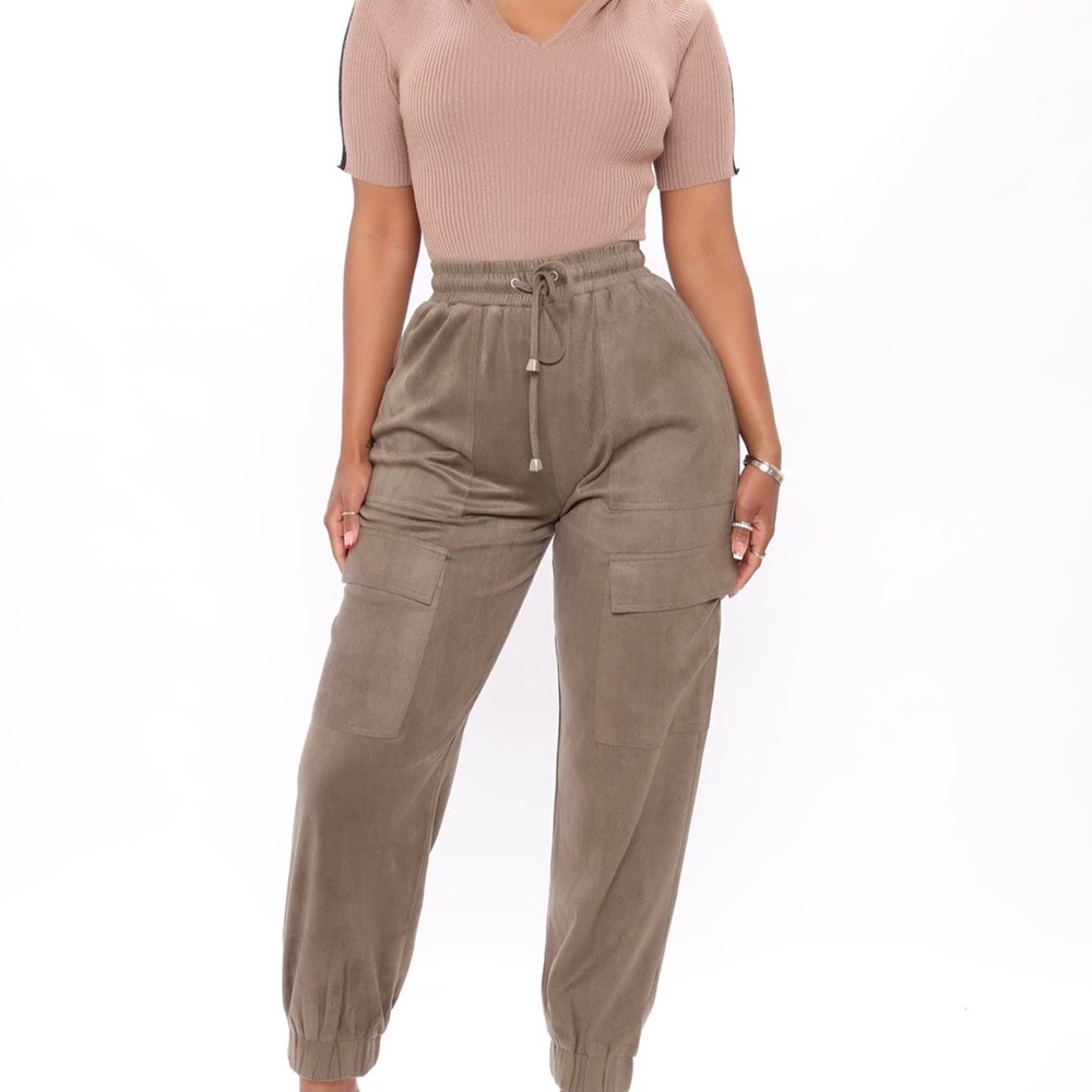 Jameela Sueded Joggers